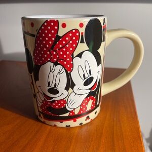 Disney - Designer Jerry Leigh- Minnie-Mickey Coffee/Tea Mug- Creme- NEW